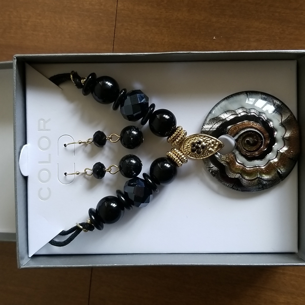 Color by Kohls black beaded necklace set